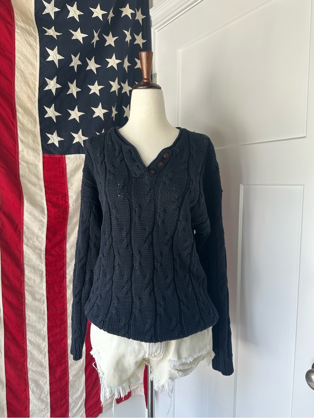 Vintage 90s Hunters Run Cable Knit Black Button Henley Sweater Medium